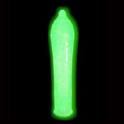 Zerosky Fluorescence Condoms Special Condoms Noctilucent 3 Glow In The Dark Condoms + 4 Ultra-thin Condoms Sex Products