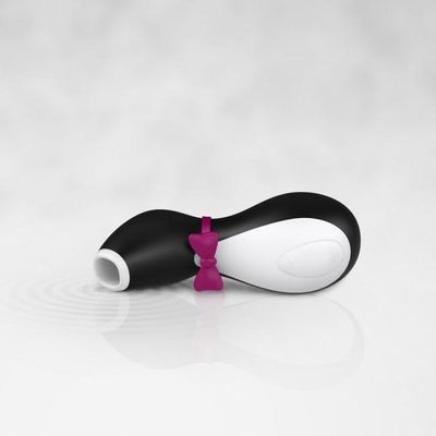 Satisfyer - Pro Penguin Air Pulse Rechargeable Clitoral Air Stimulator (Black)