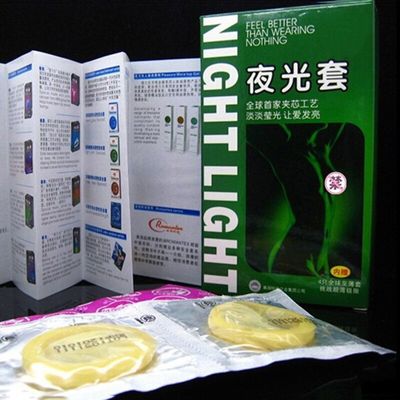 7Pcs Glowing Condoms Delay Porno Night Light Adult Latex Condom 3Pcs Luminous Condom + 4Pcs Ultrathin Condoms for Men Sex Shop