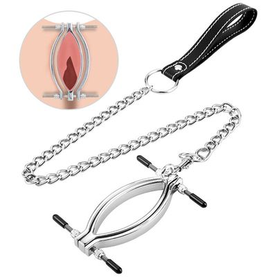 Labia Clips With Metal Chain Women Clit Stimulator Vagina Spreader Adult Games BDSM Bondage Clitoris Clamps Slave Fetish Sex Toy