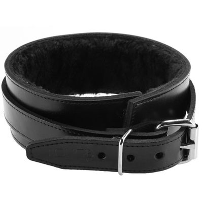 Furry Lined Leather Collar